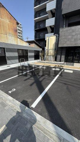 仲介手数料0円！！MAXIV新栄の駐車場