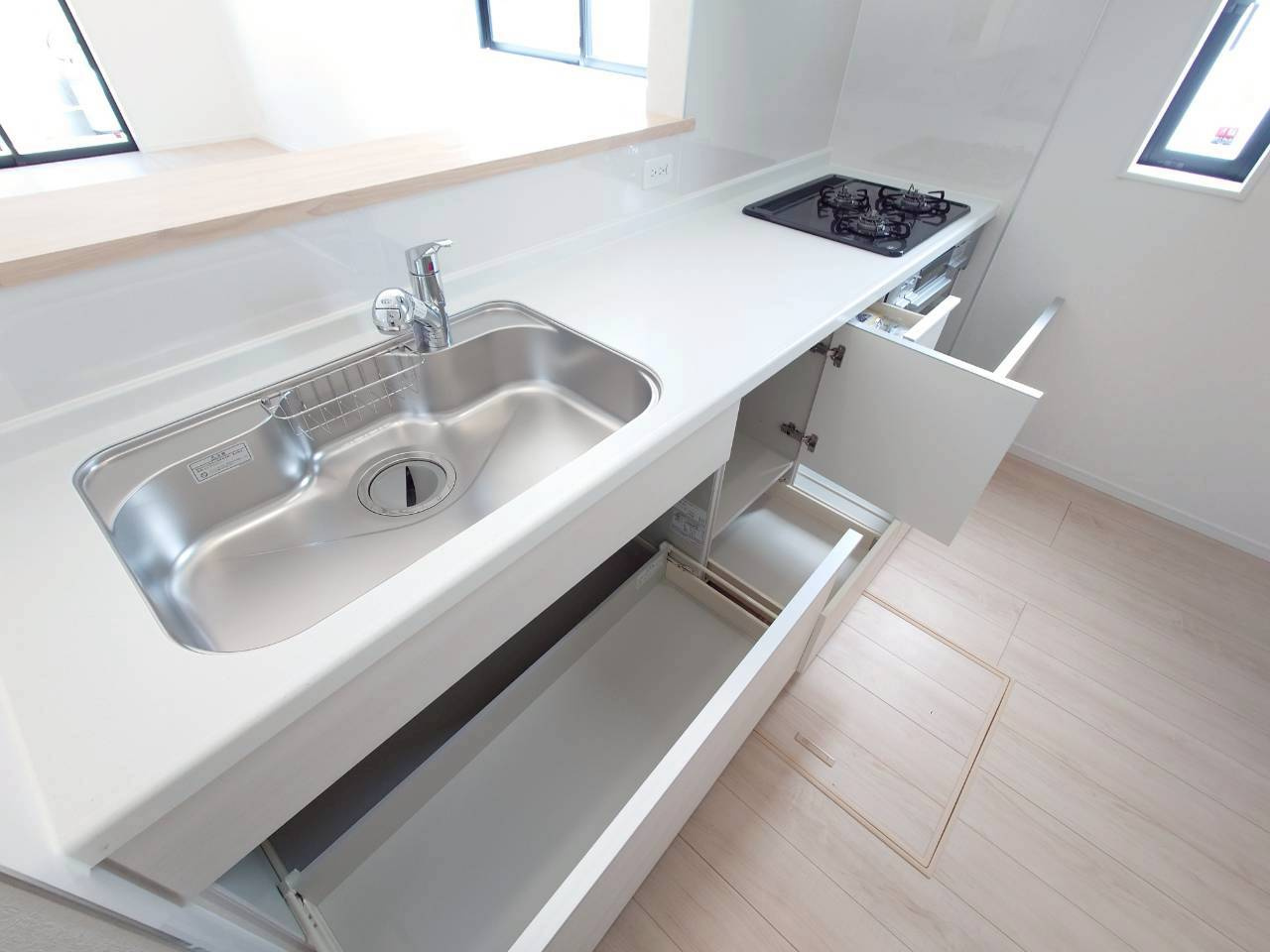 ♥♥うるま市与那城屋慶名第6-4号棟（全4棟）の浴室|コンパクトで使いやすいお風呂です