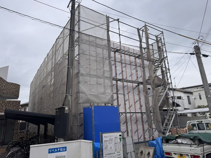 福岡市城南区松山２丁目のアパートの外観
