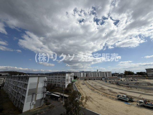 オークヒルズ香里園三番館の展望|■物件内覧・資金計画相談・住宅ローン相談、リフォーム相談、お問合せ受付中■
※当日・翌日のご内覧、ご相談はお電話でのお問合せがスムーズです！