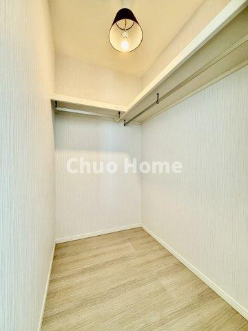 江東区亀戸7丁目中古住宅の収納|ウォークインクローゼット