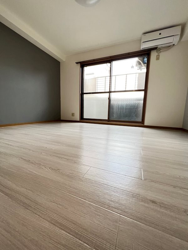 サンファミーユ赤坂の居間・リビング