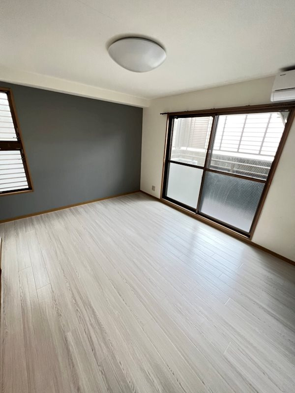 サンファミーユ赤坂の居間・リビング