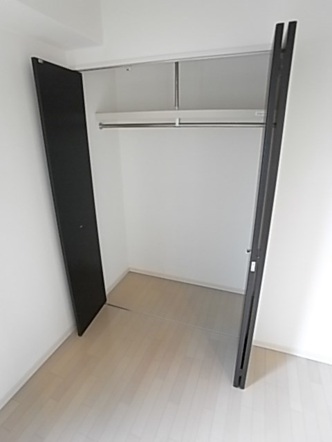アドバンス三宮Ⅳルシールの収納