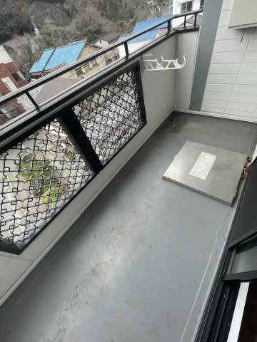 イーストヒルズ平野のバルコニー