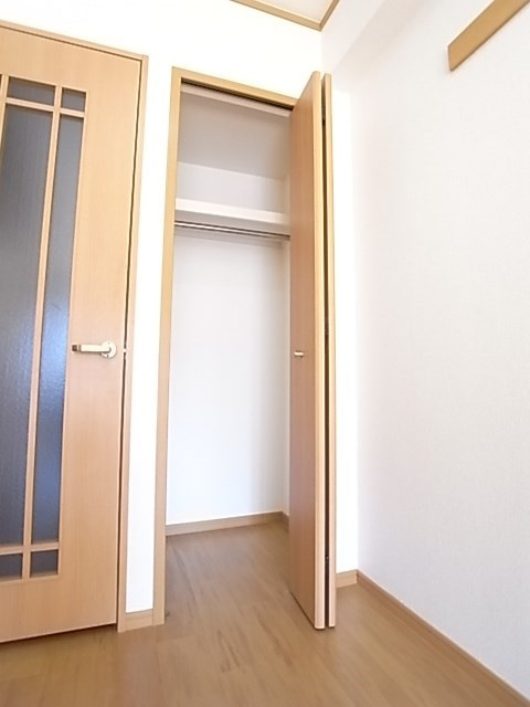 ジュネス里中の収納