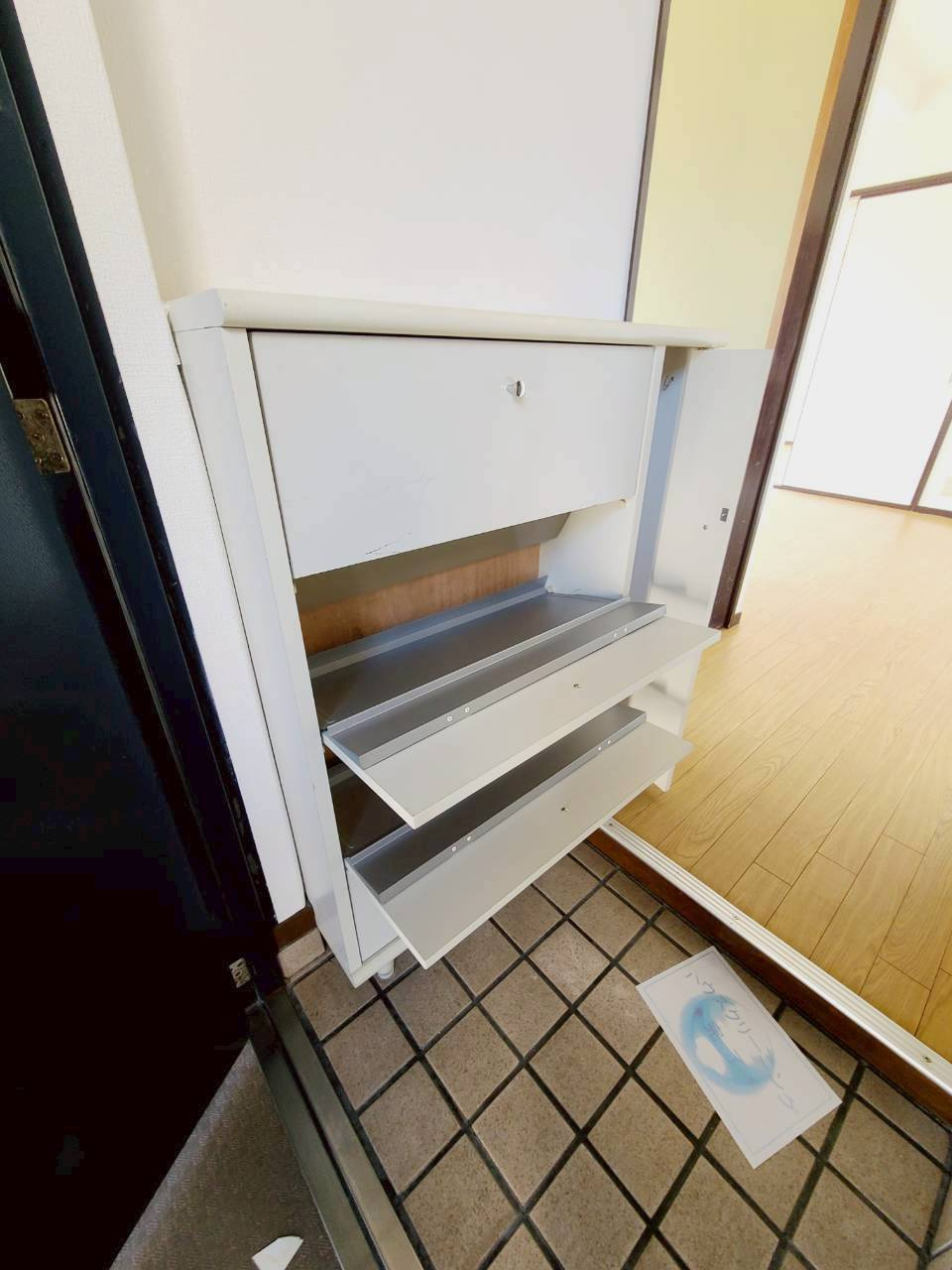 サンパレス21門戸（下大市東町）の収納