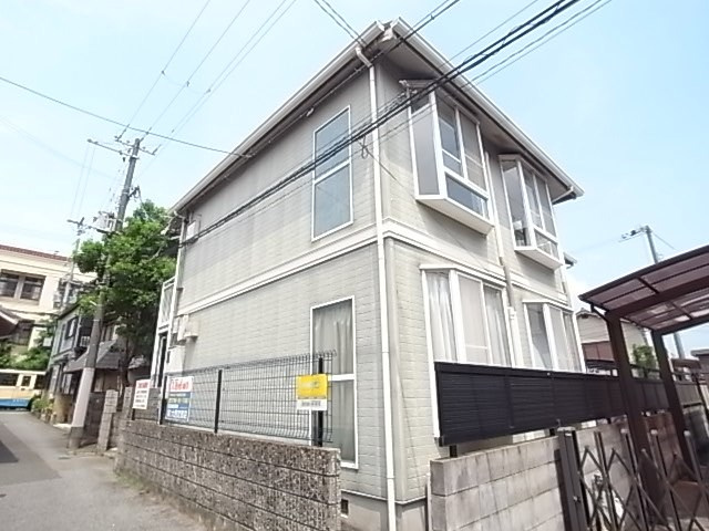 ベルエポック三番館の外観