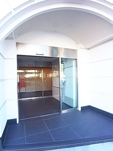 プリオーレ神戸大開通のエントランス