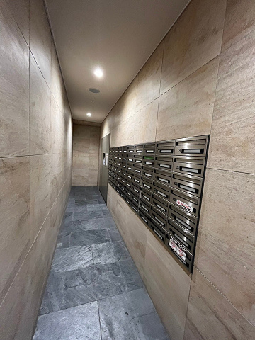 COCO MARINIのロビー|落ち着いたロビーです