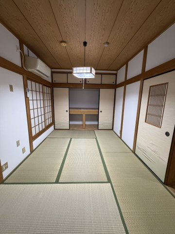 岸和田市藤井町1丁目貸家の和室