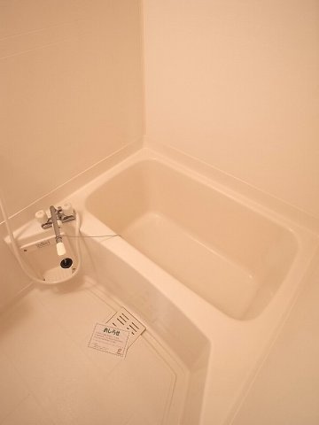 ゆったり過ごせるお風呂です