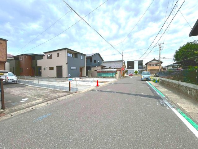 リーブルガーデン　一宮市小信中島第２　全２区画分譲の前面道路含む現地写真|■前面道路　■ヤマダ不動産　株式会社リライフ　
■夢のマイホーム購入をフルサポートします！