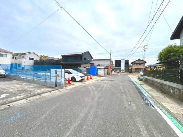 リーブルガーデン　一宮市小信中島第２　全２区画分譲の前面道路含む現地写真|「現地（2026年5月12日）撮影」　
■前面道路　
■ヤマダ不動産　株式会社リライフ