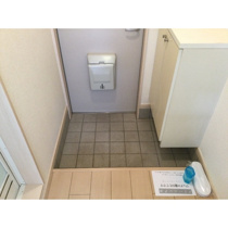 毎日通る玄関はこちらです