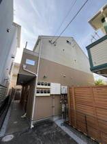 落ち着いた雰囲気の外観です