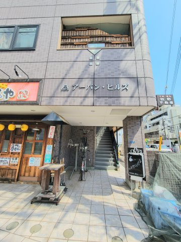 ゆとりのあるエントランスです