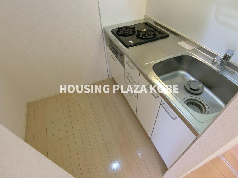 シャーメゾンコーストパートⅡのキッチン|システムキッチン２口　シンクひろびろ