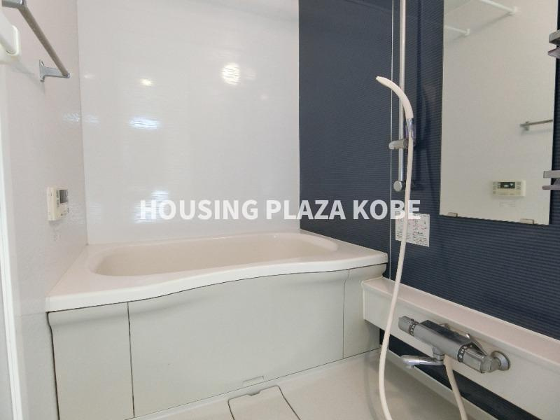 シャーメゾンコーストパートⅡの浴室|追い焚き給湯つきお風呂