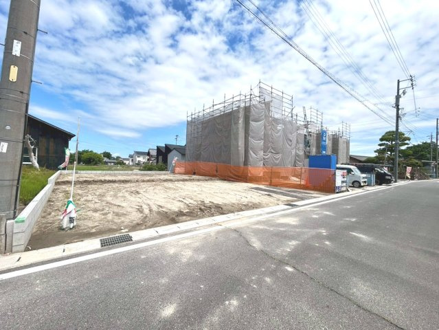 ブルーミングガーデン　一宮市玉野　全3区画分譲の外観|「現地（2026年5月7日）撮影」　
■全体写真　
■ヤマダ不動産　株式会社リライフ　