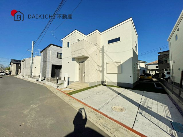 【前面道路含む現地写真】 | 鴻巣市松原9期　ピュアガーデン　新築戸建　全11棟　3号棟