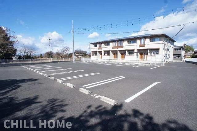 ナリッシュⅢの駐車場|当社、チルホームのHPもご覧ください(^^)/物件情報多数♪