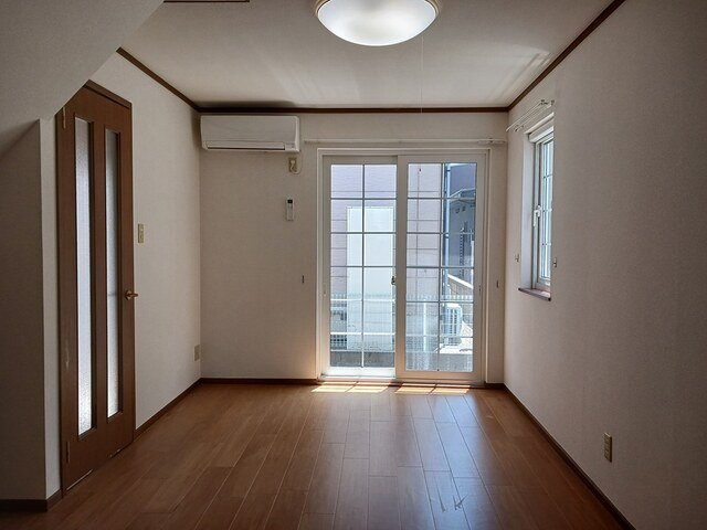 サンライフの居間・リビング