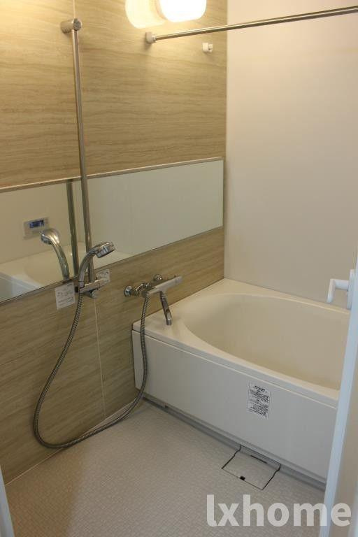 クレセントコートの浴室|日々の疲れを癒すお風呂付です