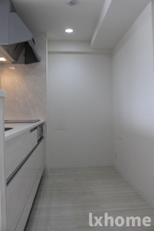 クレセントコートのキッチン|コンパクトなキッチンで掃除もラクラク