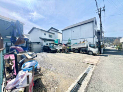 【外観】 | 奈良県香芝市磯壁６丁目　土地 | 公園や幼稚園などが徒歩5分圏内にあり、小さなお子様がいるご家族にも嬉しい立地です。