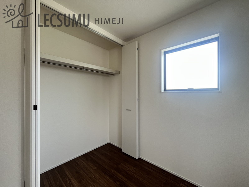 揖保郡太子町佐用岡/新築戸建の収納