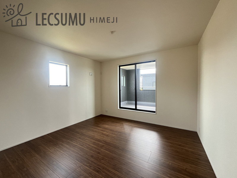 揖保郡太子町佐用岡/新築戸建の洋室