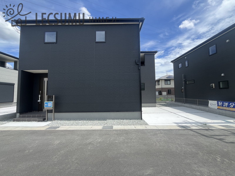揖保郡太子町佐用岡/新築戸建の外観