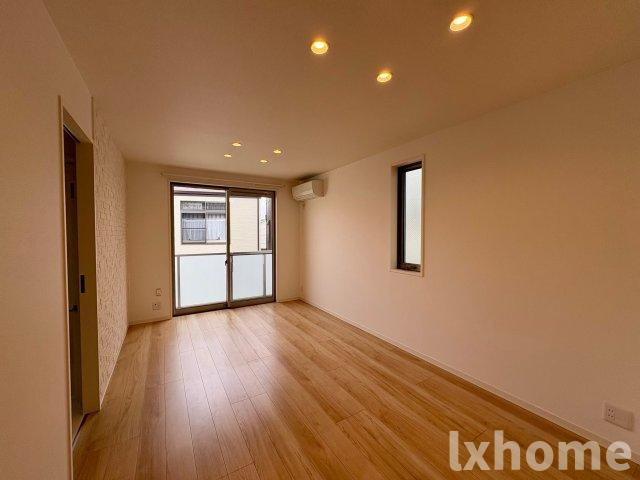 マンダリーヌの居間・リビング