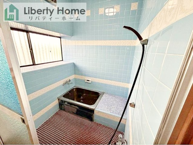 土浦市中村南3丁目　中古戸建の浴室