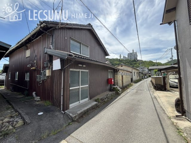 姫路市打越/中古戸建の前面道路含む現地写真