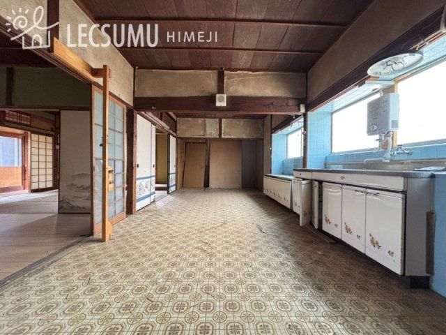 姫路市打越/中古戸建の居間・リビング
