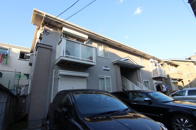アールプレイスの外観|全室角部屋です♪