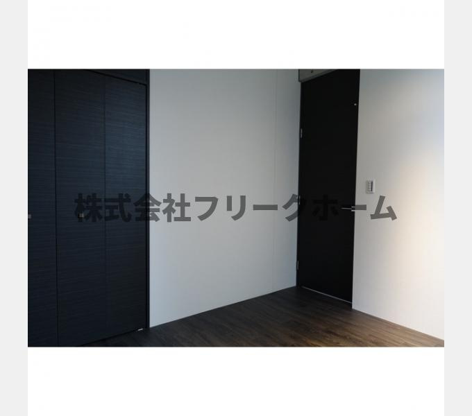 三鷹市上連雀１丁目の賃貸マンションの居間・リビング