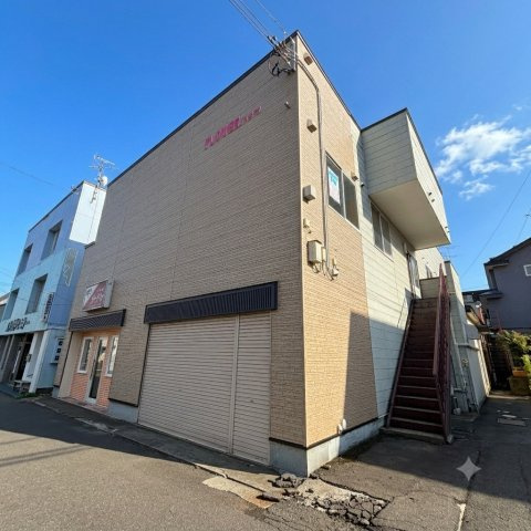 学）フラワーハイツの外観