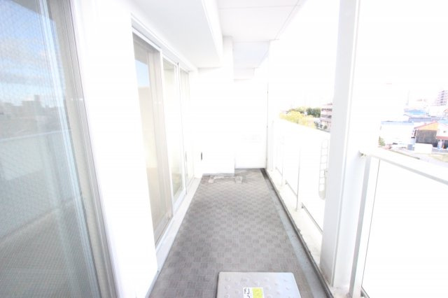 ラウムのバルコニー|現状優先です。