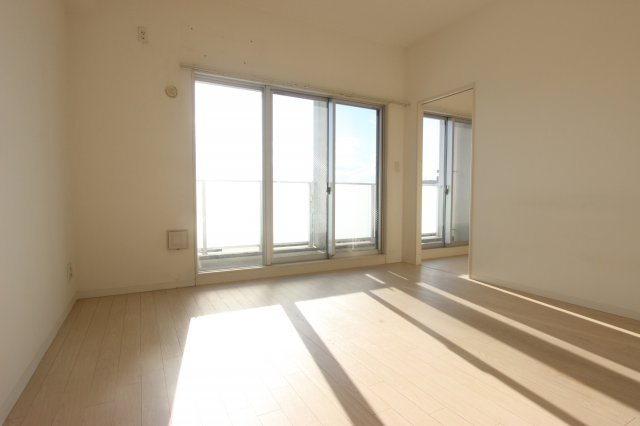 ラウムの居間・リビング|現状優先です。