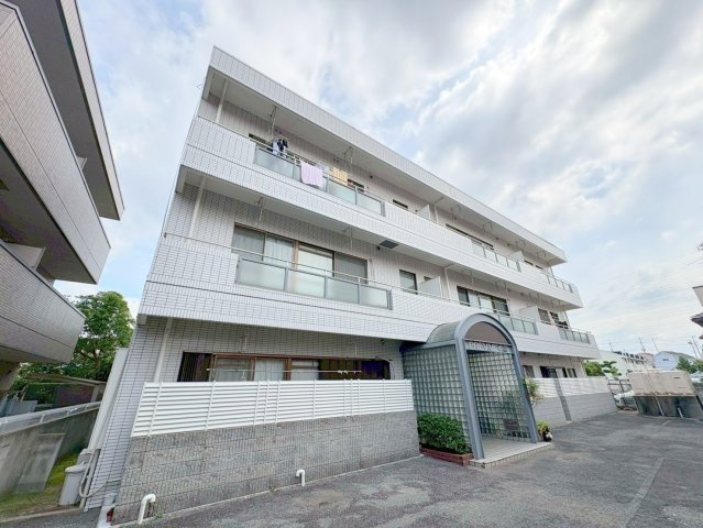 プリヴェール中山