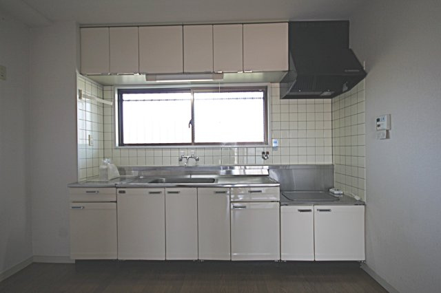 プリヴェール中山のキッチン|きれいなキッチンです