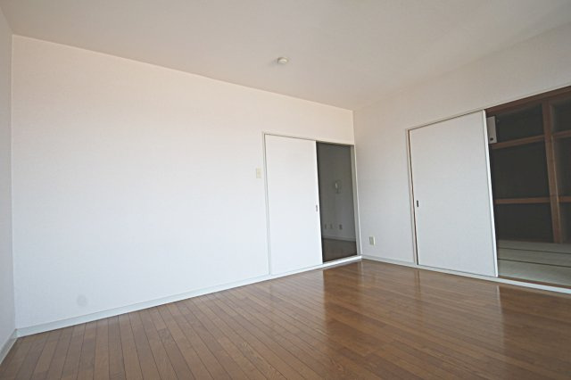 プリヴェール中山の居間・リビング|おしゃれなリビングです