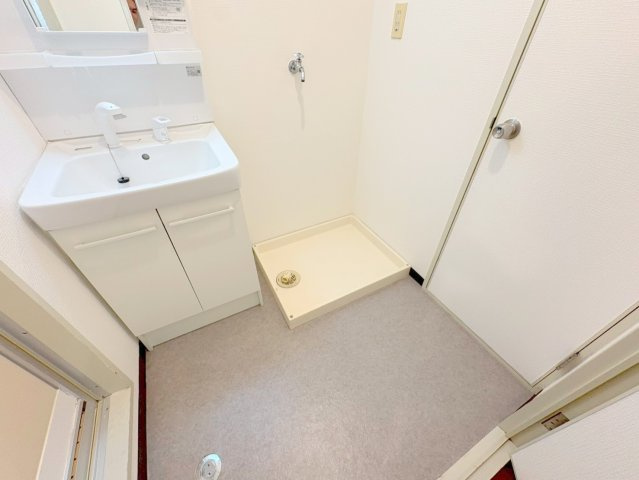 プリヴェール中山の洗面所|使いやすい洗面所です