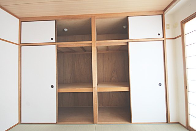 プリヴェール中山の収納|たっぷりとした収納スペースです