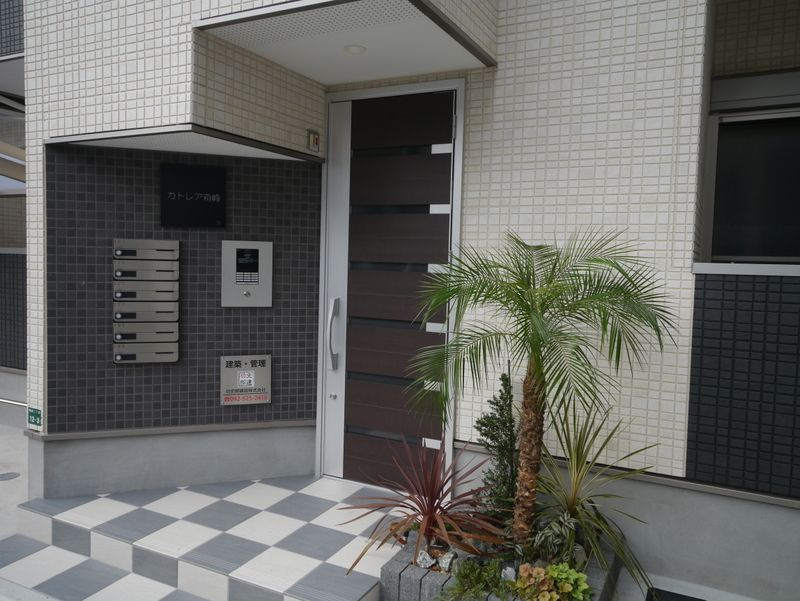 カトレア箱崎のロビー