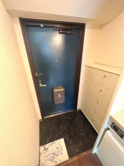 ＲｅＤＥＡＬ八王子の玄関