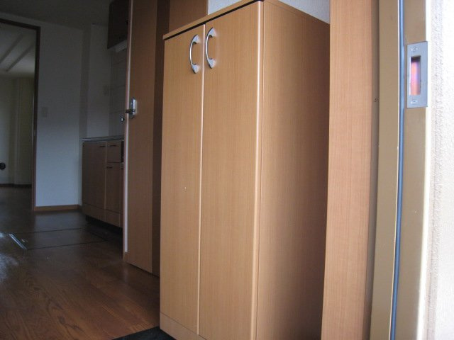 サンモール中島Ａの収納|下駄箱